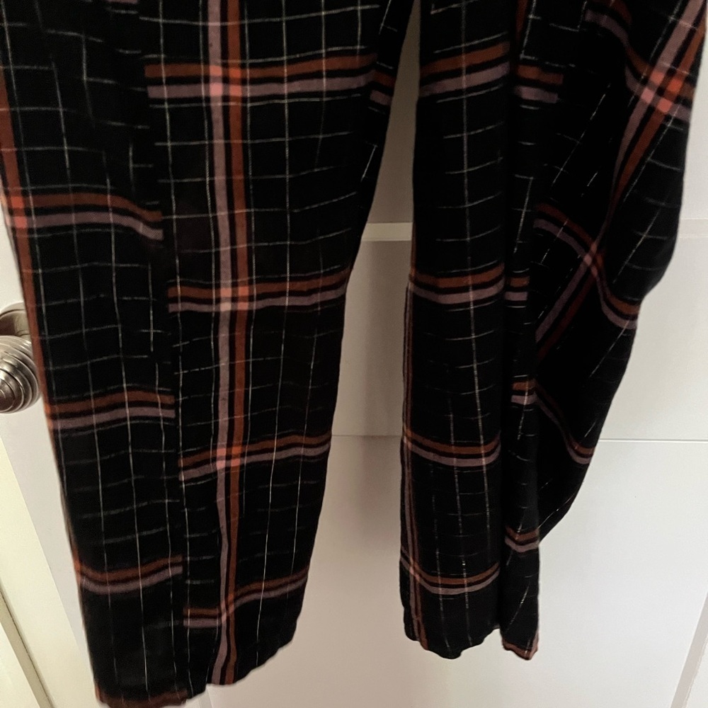Lovely chequered jumpsuit with fine metallic thread - Picture 7 of 13